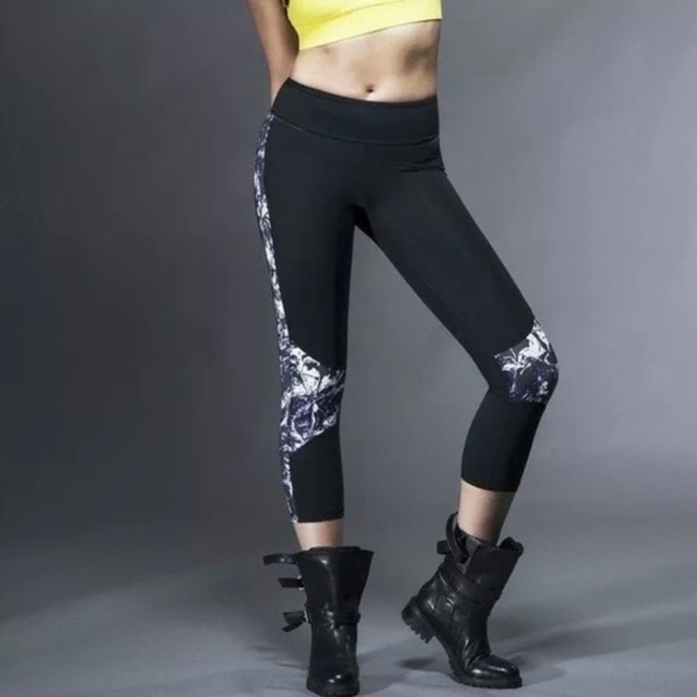 Alala Bandier Black Leggings Tights Watercolor block crop Womens Small Stretch